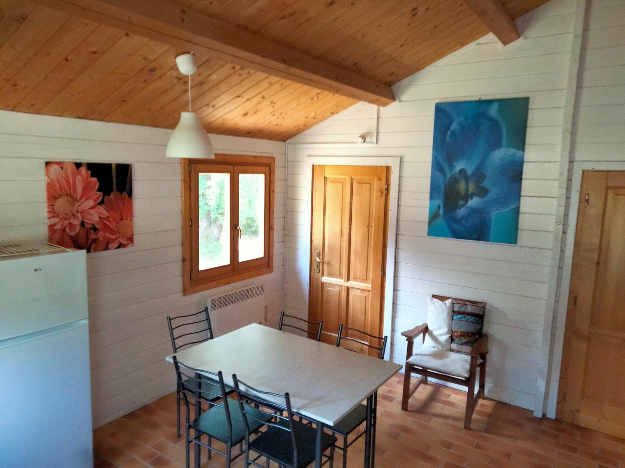 Camping Fontaine Du Roc Guest House Devillac Ngoại thất bức ảnh